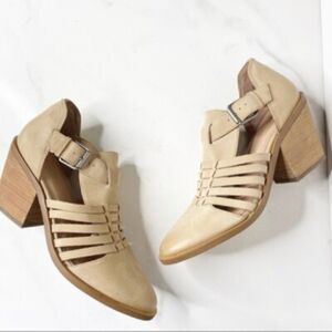 Caslon | Sadie nubuck caged bootie